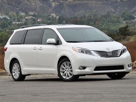 Toyota sienna car gurus - The average Toyota Sienna costs about $26,797.10. The average price has increased by 0.1% since last year. The 7222 for sale on CarGurus range from $1,400 to $123,456 in price. How many Toyota Sienna vehicles have no reported accidents or damage? 5071 out of 7222 for sale have no reported accidents or damage.